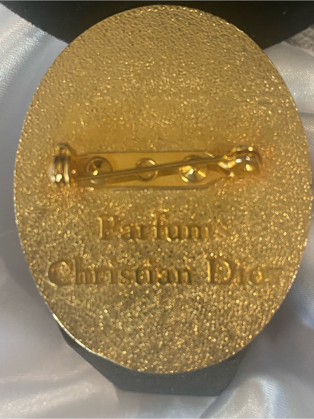 Christian Dior “Parfums Dior”Gold Tone Vintage Brooch - Picture 2 of 2